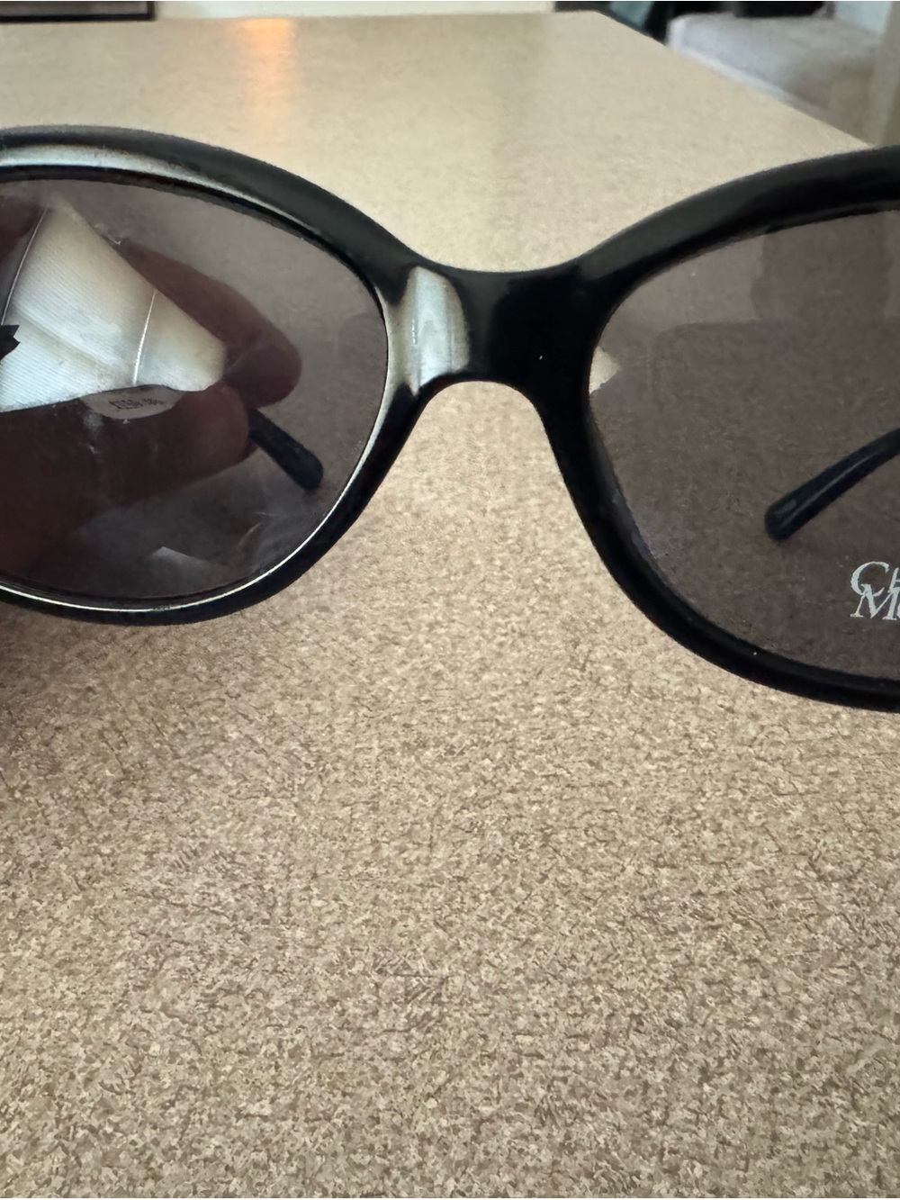 Women’s Chelsea Morgan Black Sunglasses - Classic Oversized Style
